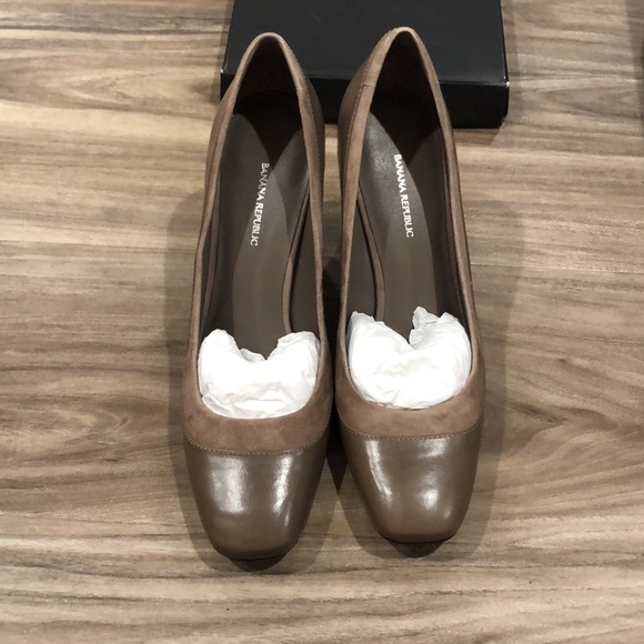 Banana Republic Heels size 8 - Picture 10 of 10